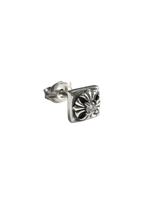 A&G【受注】SQUARE CROSS-DIAMOND PIERCE