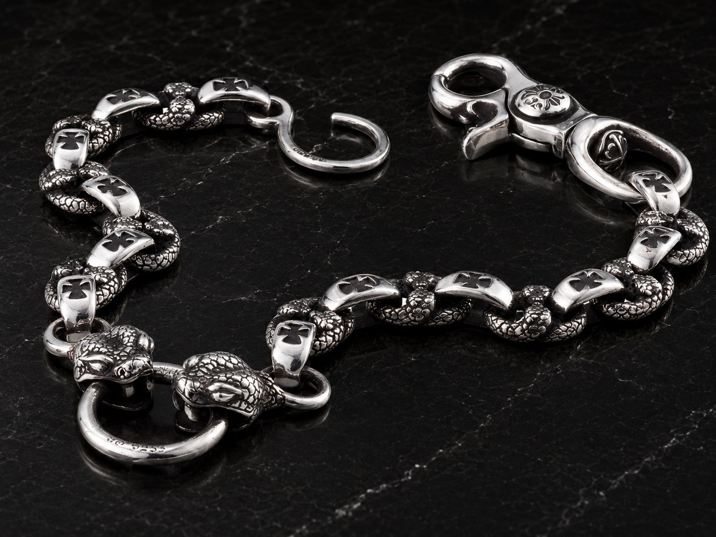 A&amp;G VIPER WALLET CHAIN ​​[Ships within 3 business days]