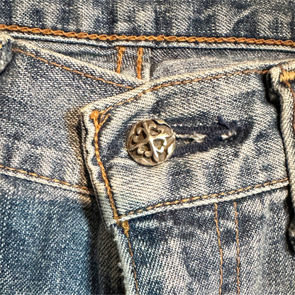 [30% off on pre-order items] CUSTOM PATCH ON DENIM [BEAR]