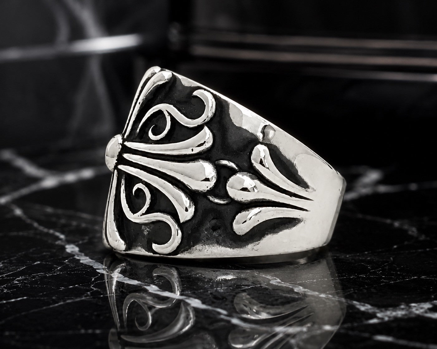 A&G【受注】FLORAL CROSS RING